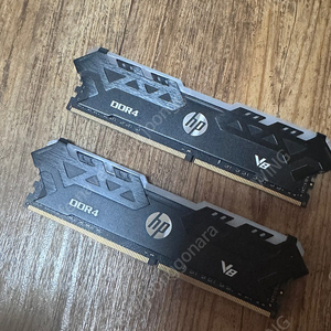 DDR4 pc-3200 hp RGB 메모리 램 / 16GB (8GB x 2) 판매합니다.