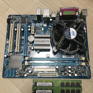 듀얼코어 E5800+기가바이트 GA-G31M-ES2L