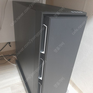5800X3D, 32GB, 2TB, 1000W 데스크탑 본체 팝니다.