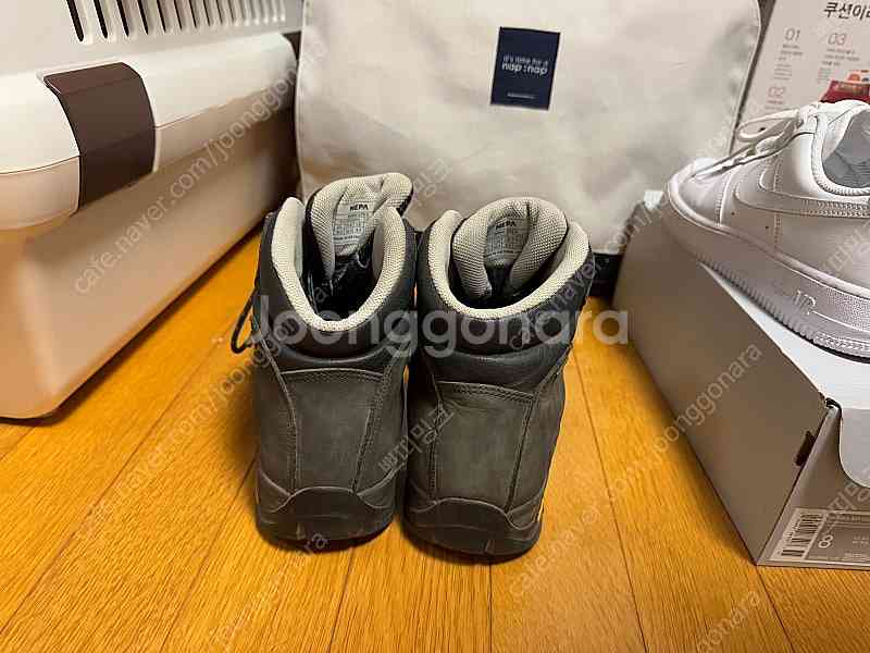 네파 남성등산화 트랙킹화 고어텍스 비브람솔 275사이즈--3