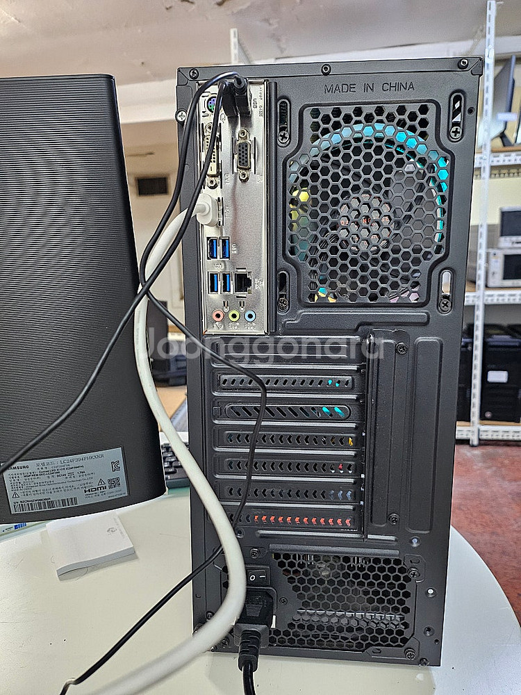 데스크탑 PC 팔아요 ( i5-8400)--2