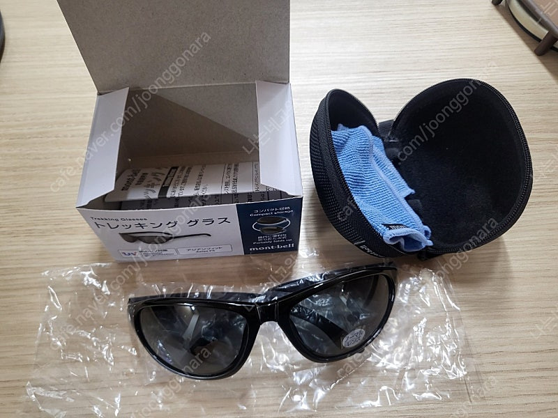 몽벨 트레킹 선글라스 블랙/그레이--1