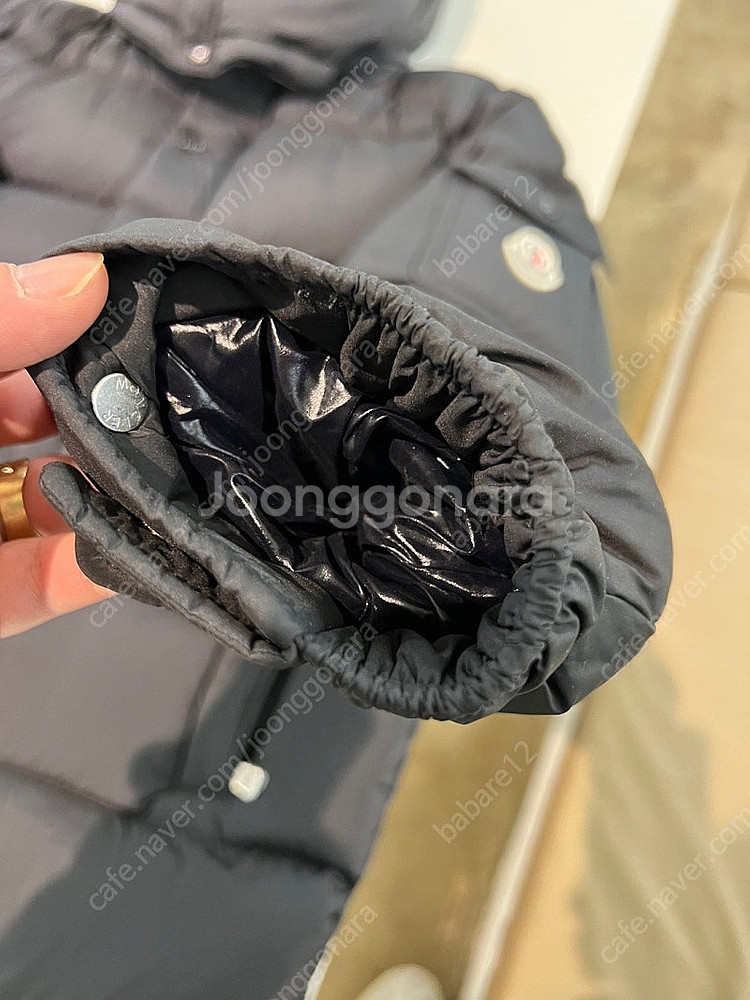 몽클레어 베제르 패딩 점퍼--5
