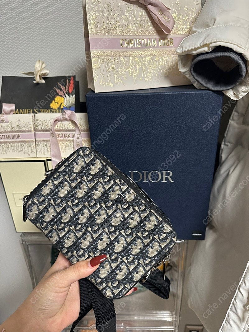 디올 숄 중고거래 | 중고나라 카페에서 운영하는 공식 사이트