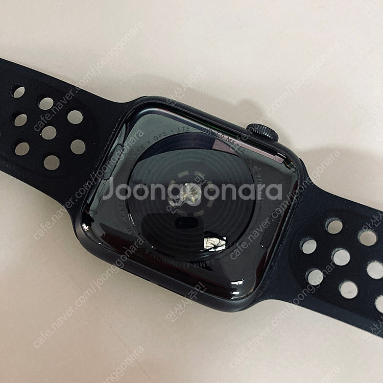 애플워치 나이키 SE 블랙 44mm 케이블포함 14만원...--4