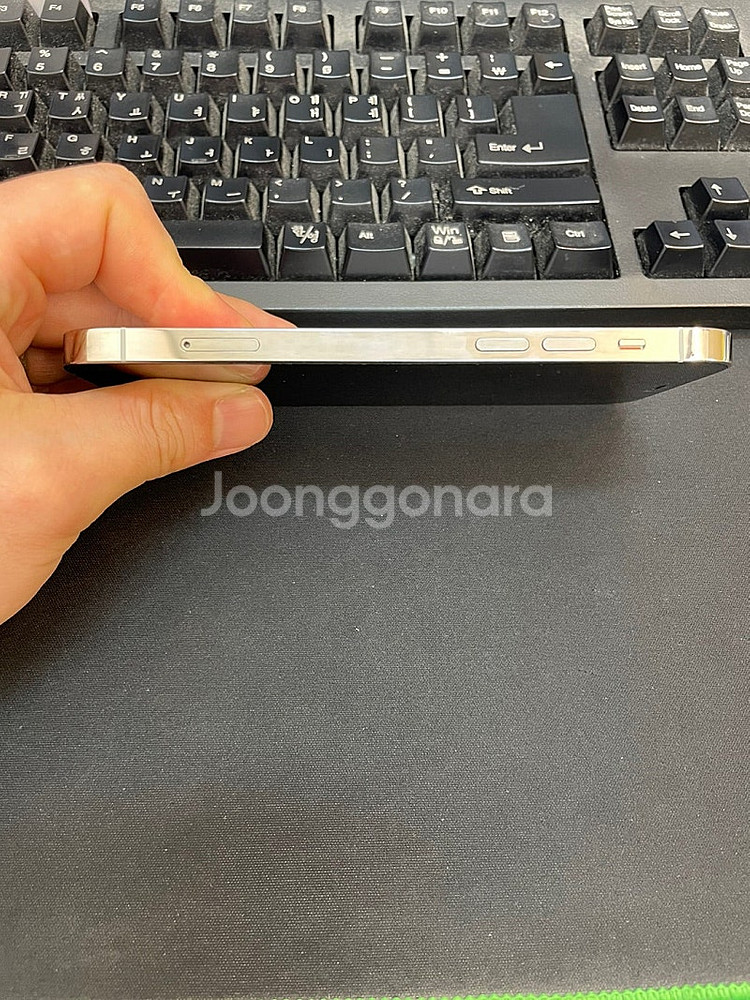 아이폰12프로 실버 512GB 상태좋은 중고45만팝니다...--6