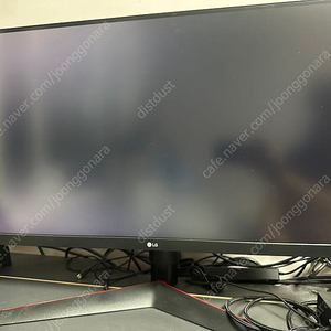 엘지 울트라기어 LG UltraGear 27GL650F (144Hz) 모니터 팝니다.