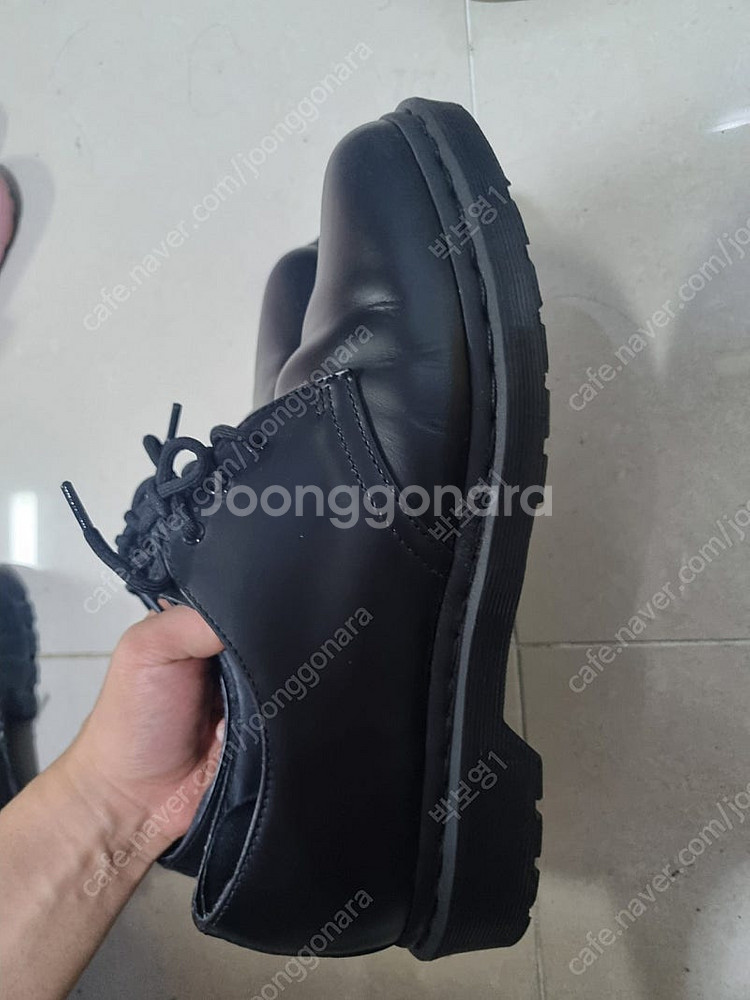 (풀박스) 닥터마틴 1461 모노 블랙 uk8 270--0