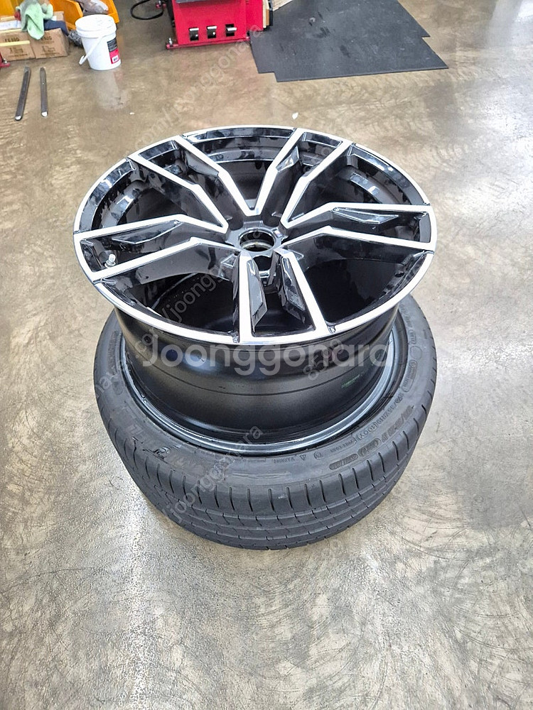 BMW z4 g29 순정휠팝니다(한대분tpms포함)--0