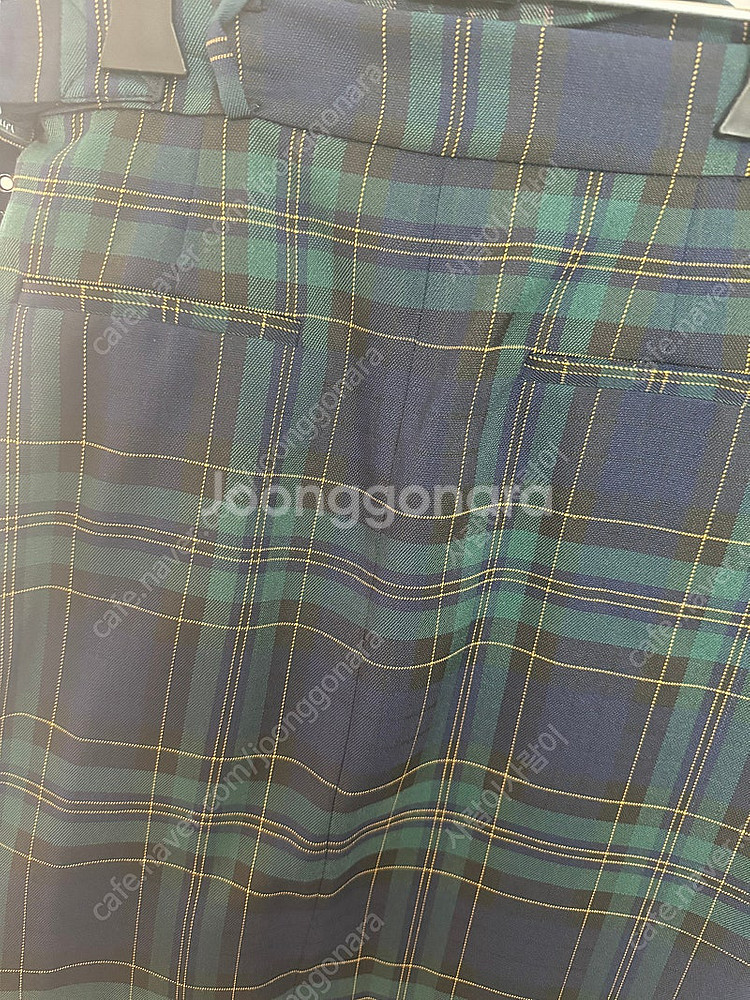 코스모폴리탄 줄라이 체크셔츠+랩스커트 세트--6