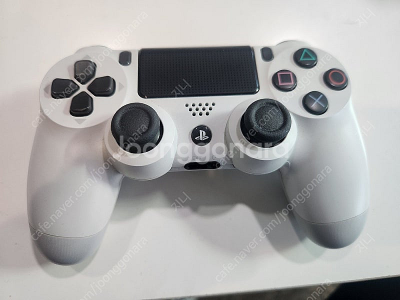 PS4 타이틀 , 듀얼쇼크 판매합니다--2