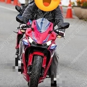 cbr500r 24년식 5@@@km 레드 팝니다