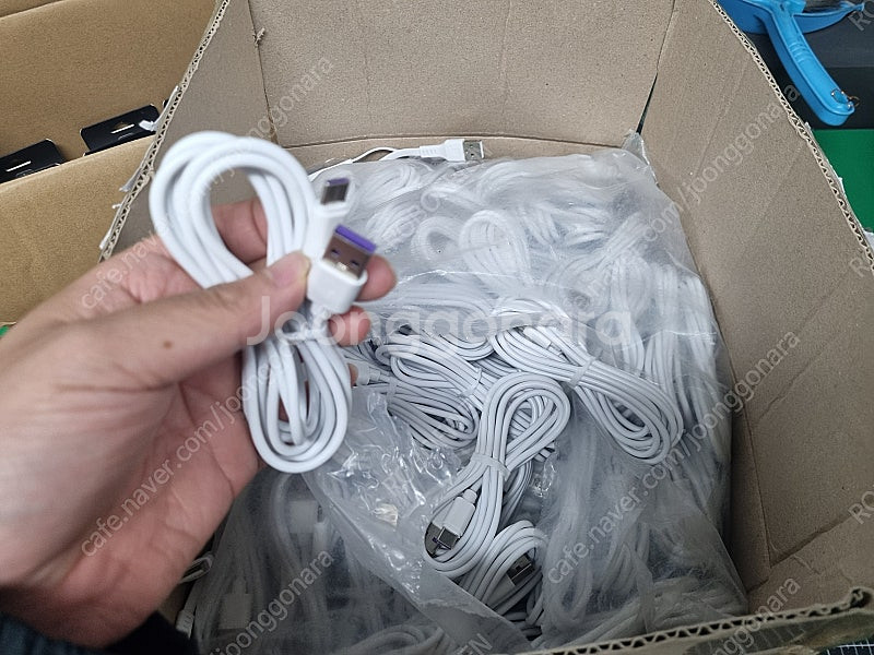 휴대폰 충전기 + usb C 타입 케이블 140개 판매...--4