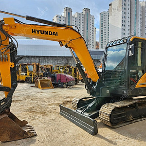 현대 HX60MT 2018년식 차대2457 코끼리집게 회전라인 02 중고굴삭기