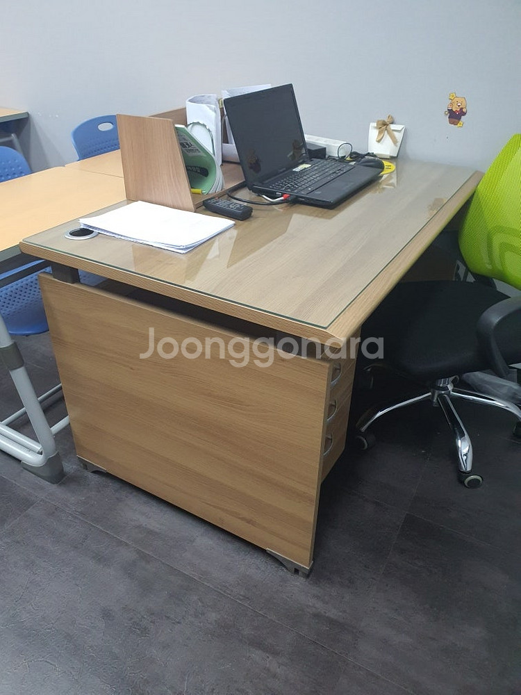 학원/독서실/스터디카페/회사 책상 파티션 판매합니다--2