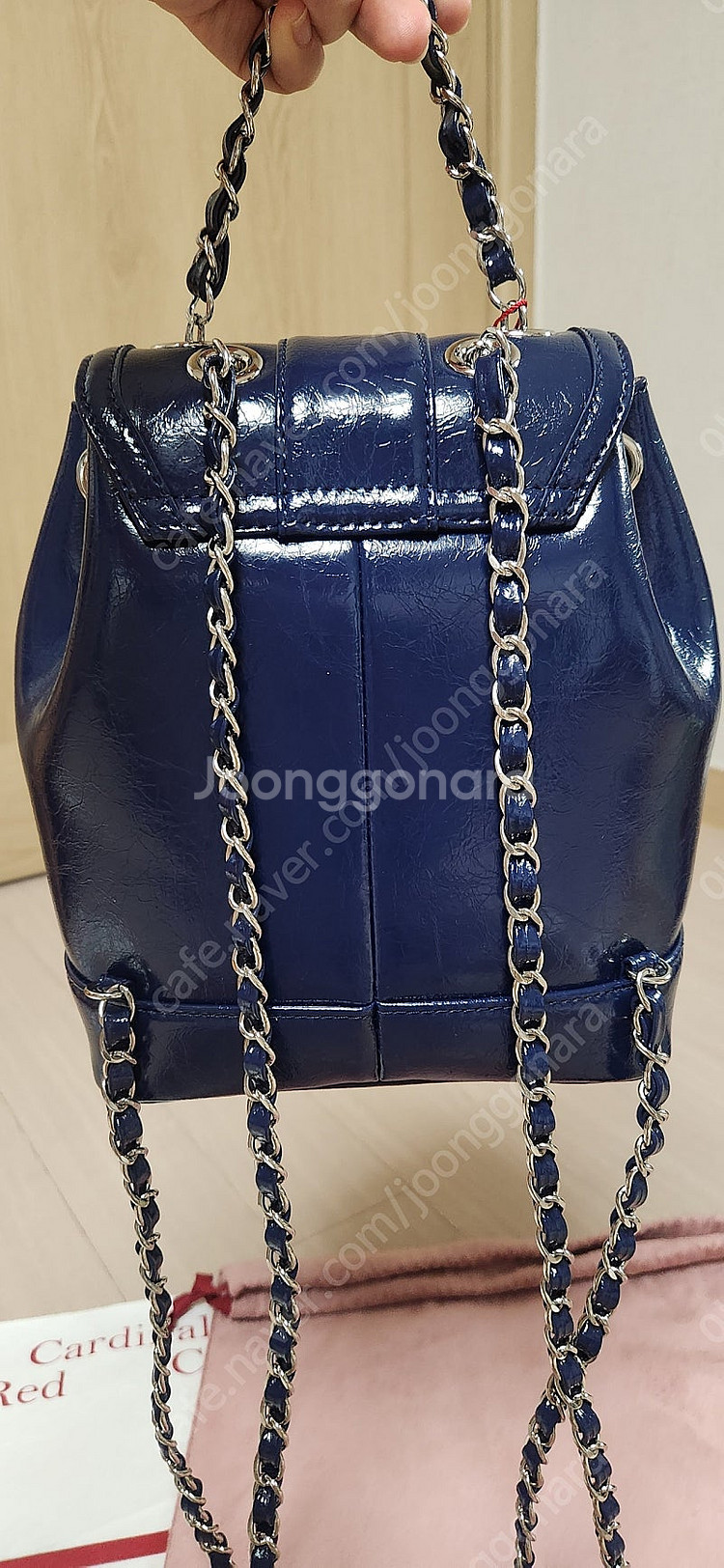 카디널레드 하우아백 네이비색상(새상품) 판매합니다--1