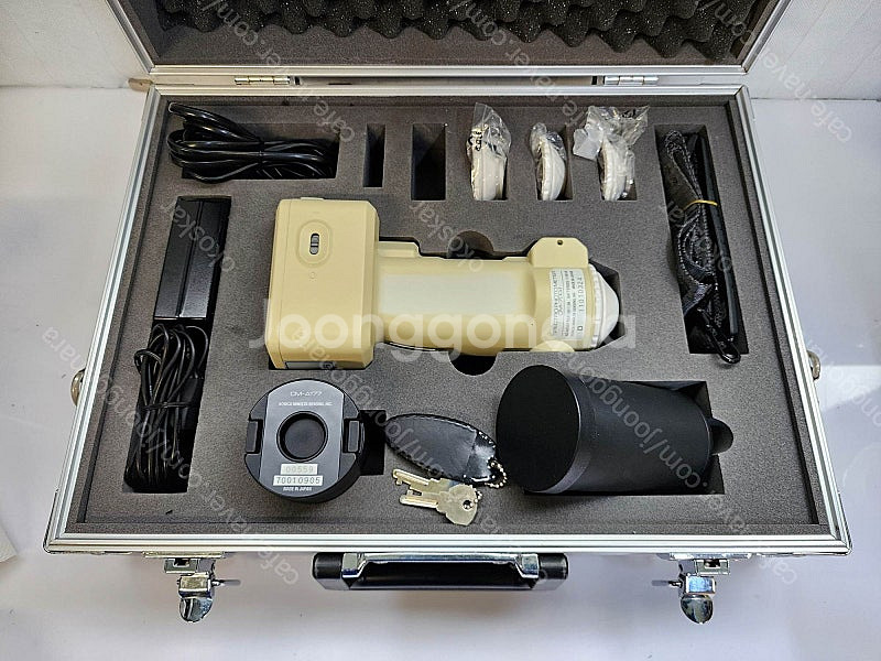 Minolta cm 700d spectrophotome...--0