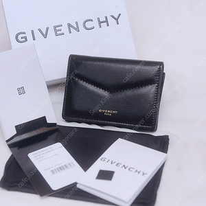 지방시 (GIVENCHY) 엣지 고트스킨 카드.명함 컴팩트 지갑