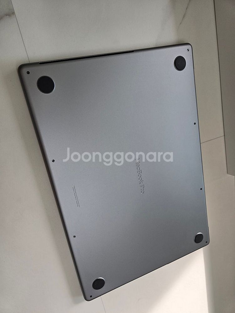 맥북 프로m2 16인치 16g 1테라 팝니다--2