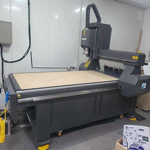 Cnc(3×6. 써보모터.야스카와)중고A급 급하게 판매합니다