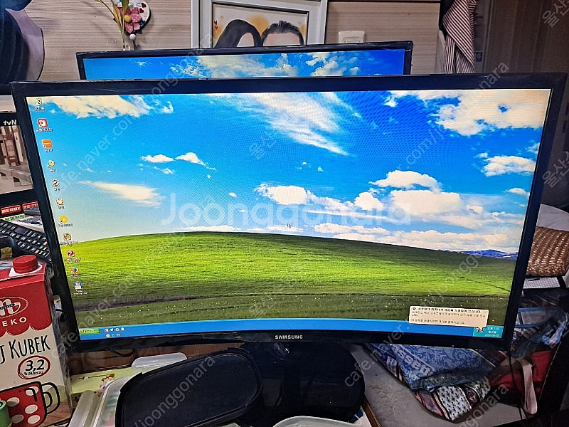 삼성 24인치 커브드 모니터 C24F392FH 3.9만--0