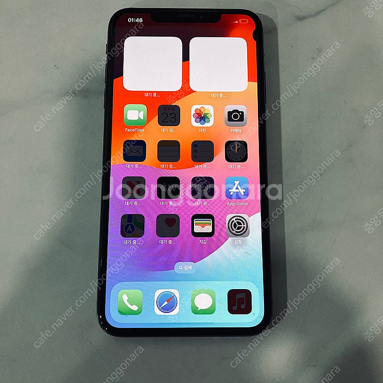 자급제 아이폰XS맥스 블랙 256기가 19만원 판매합니다--5