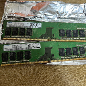 삼성 ddr4 8g 램 두개 팝니다