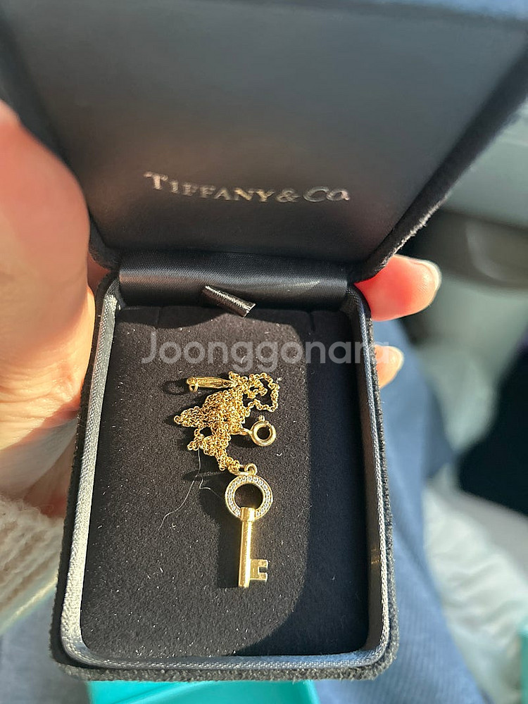 티파니 팬던트 다이아 180만원--1