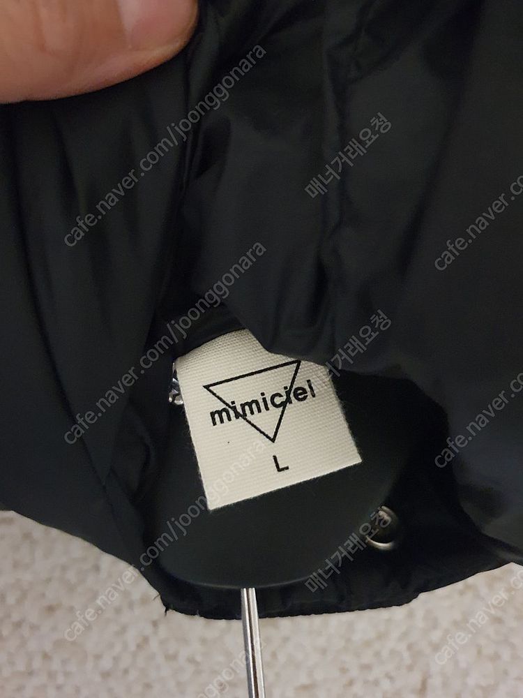 미미씨엘 새제품 블랙 덕다운 롱패딩 110사이즈--3