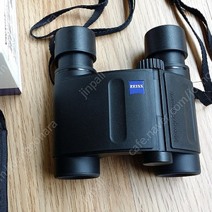 자이즈 Zeiss 빅토리 컴팩트 8x20 쌍안경