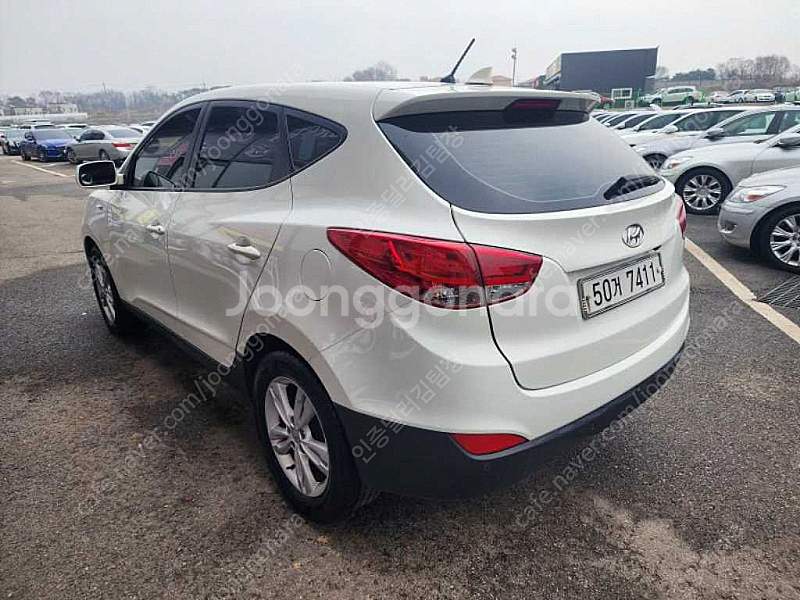 현대 투싼iX 2WD VGT X20 저렴하게 판매합니다...--3