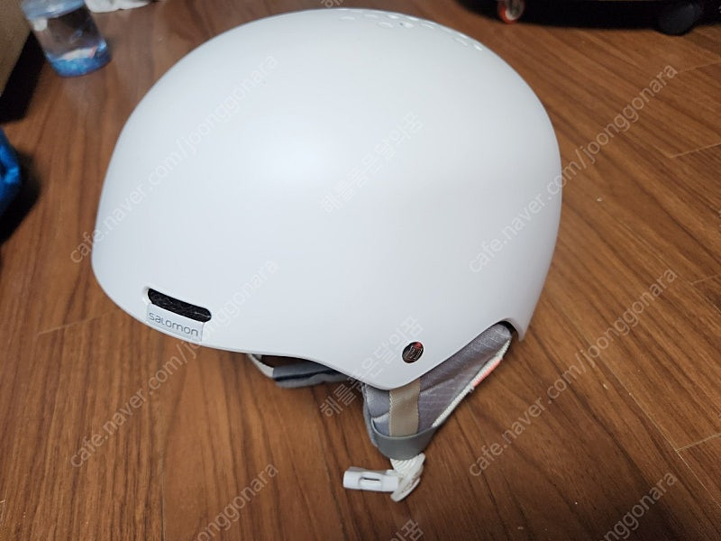 스키보드 헬멧 2개--1