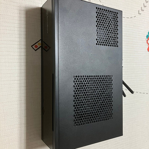 라이젠 4650g 8gb itx PC 데스크탑 팔아요