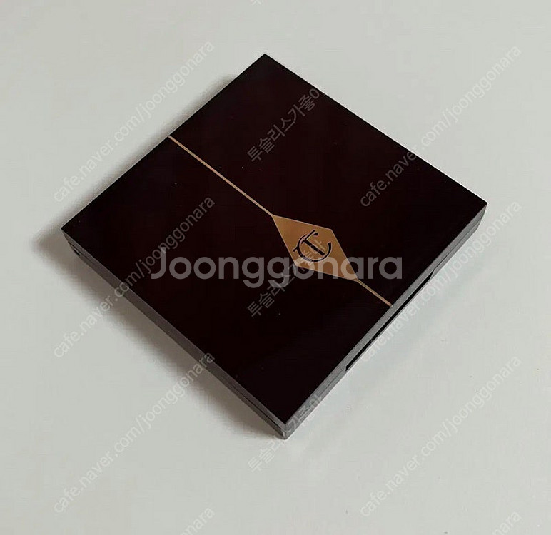 샬롯틸버리 아이섀도우 팔레트 필로우토크--1