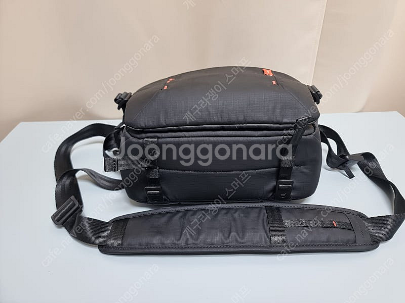 피지테크 원모 슬링백 11L 블랙 카메라 가방(신품급)--3