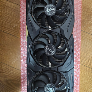 ASUS ROG STRIX 지포스 RTX 2060 SUPER A8G GAMING D6 8G 팝니다.