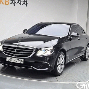 [벤츠]E-클래스 W213 E300 4MATIC 익스클루시브 (5인승) ★중고차★중고차매입★전액할부★저신용자★신불자★소액할부★현금★카드 전부 가능합니다!