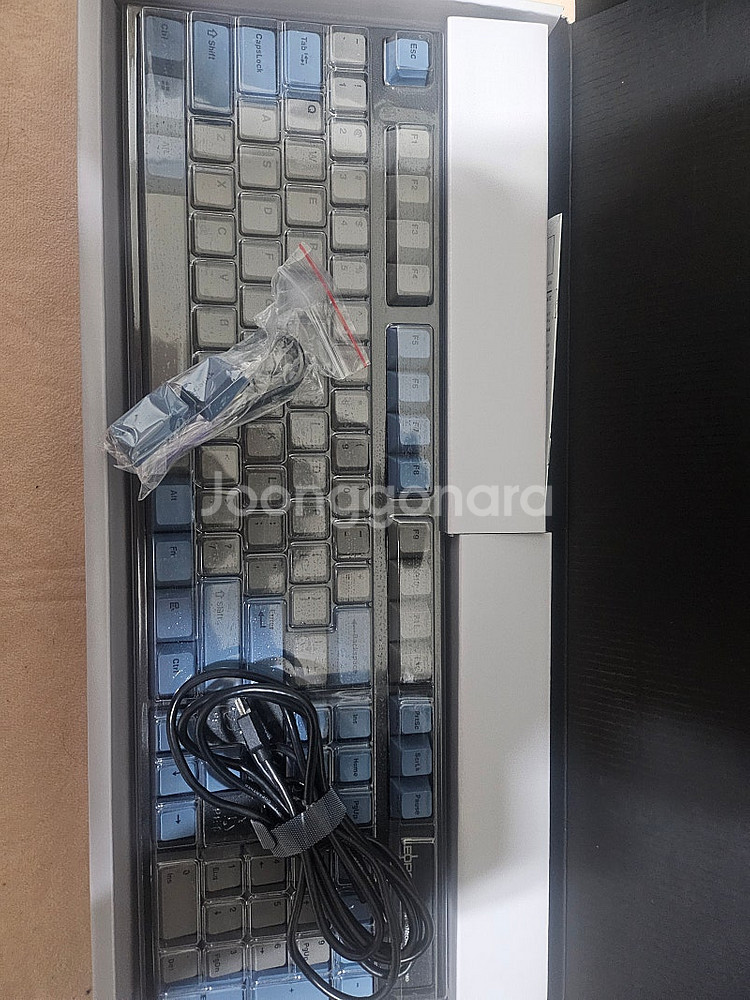 레오폴드 FC900R PD 키보드팝니다--0