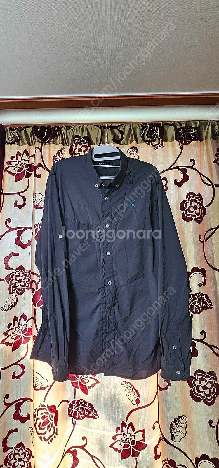 클라터뮤젠 티르 셔츠 L판매합니다.--0