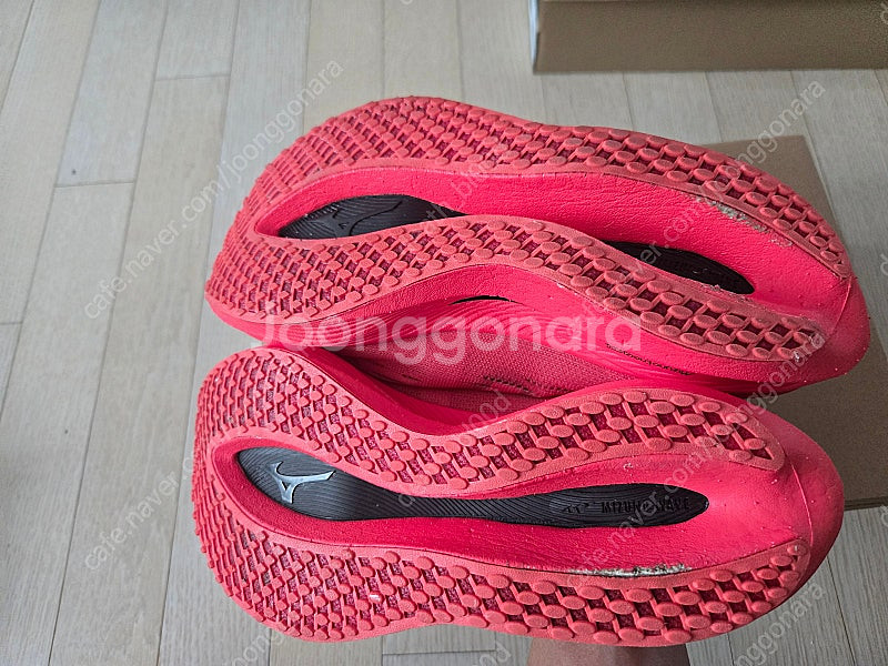 미즈노 리벨리온 프로2 270 9만원--3