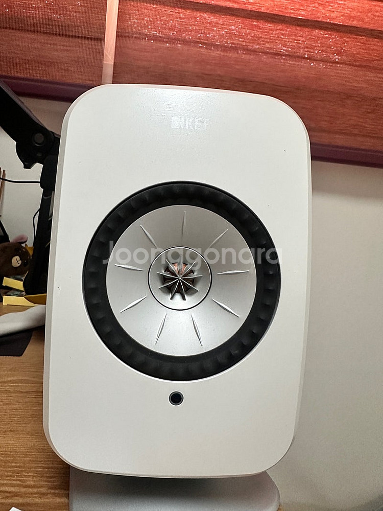 kef lsx 화이트+정품p1스탠드 판매합니다--0
