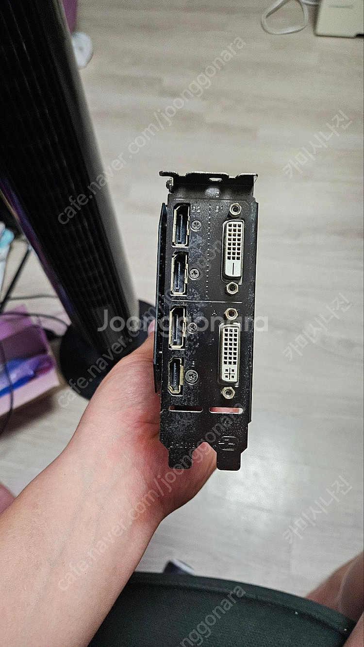 기가바이트 GTX970 G1 Gaming + Phanteks 라이저케이블 합본으로 팝니다--2