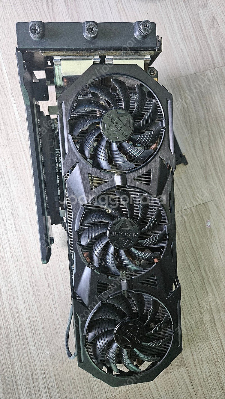 기가바이트 GTX970 G1 Gaming + Phanteks 라이저케이블 합본으로 팝니다--4