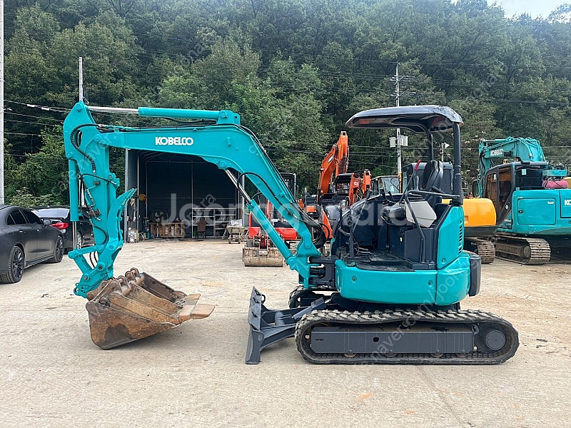 중고미니굴삭기 코벨코 SK35 코끼리집게 2015년식 ...--1