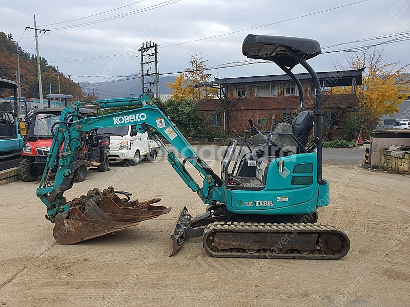 중고미니굴삭기 코벨코 SK17 2017년식 코끼리집게 ...--1