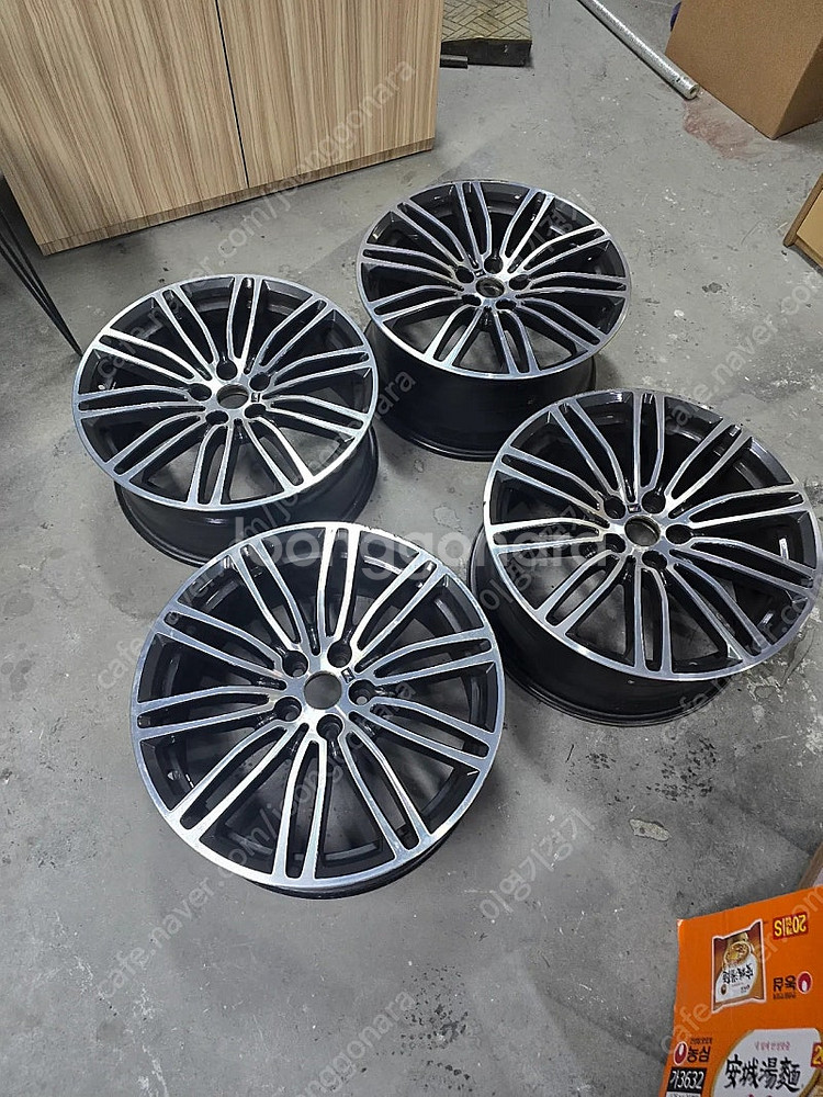 bm g30 530d 664m 휠만 팝니다 60만--4