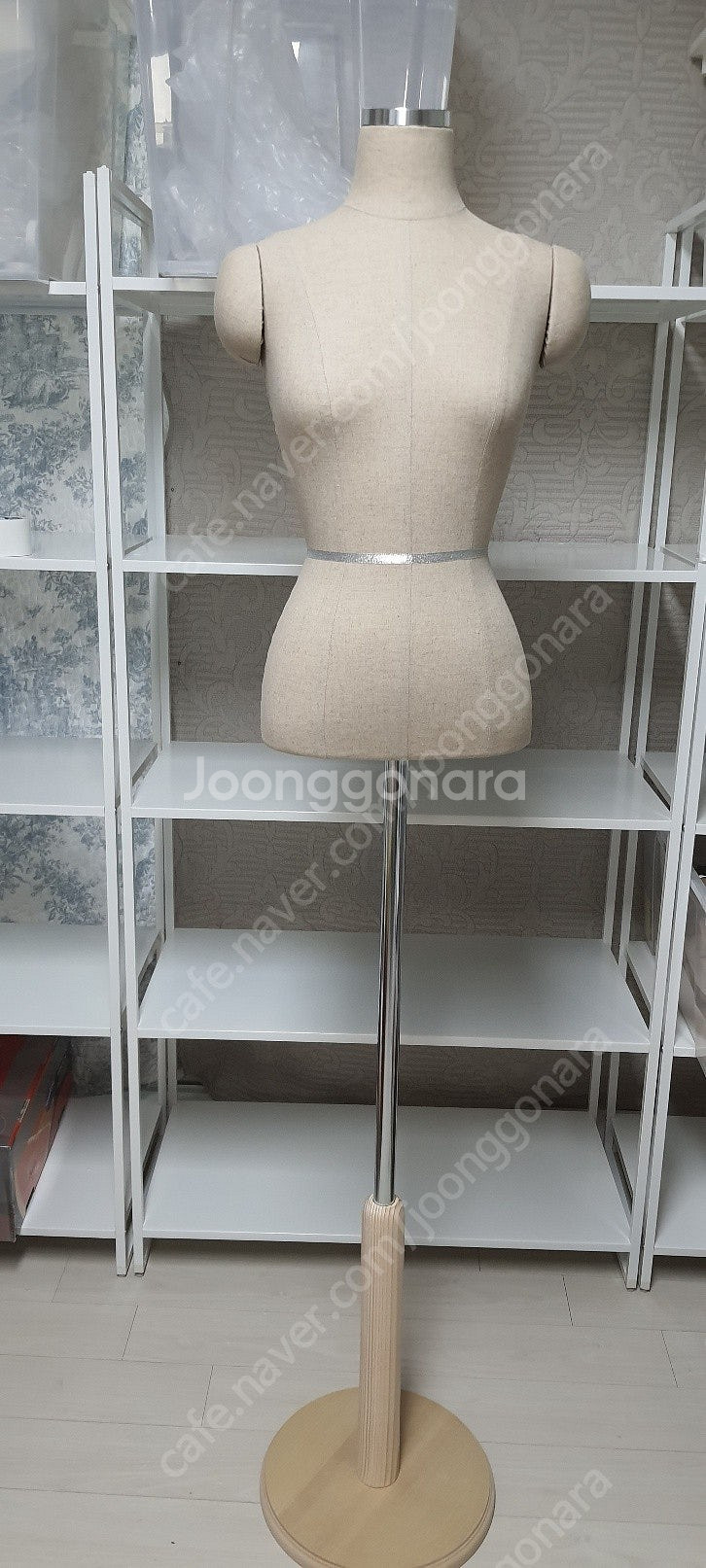 여자우레탄 논노마네킹 어깨 탈부착 워ㄴ목발판포함 피노키...--1