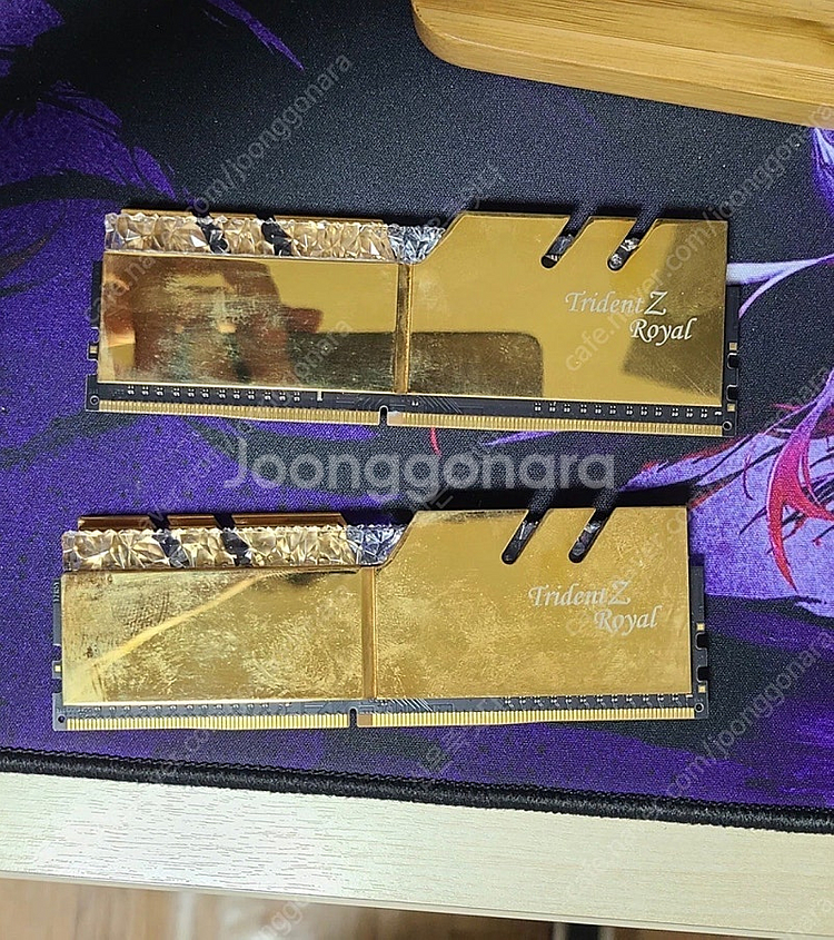 지스킬 로얄골드 ddr4 cl17 4000 xmp 8x2 16g--1