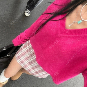 페일제이드 V-neck Cropped Knit, 딥 브이넥 크롭니트핫핑크, 페일제이드 브이넥 니트