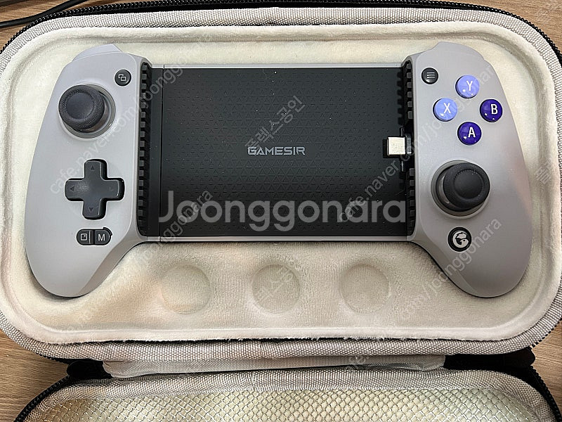 Gamesir G8 신품급 케이스포함입니다--0
